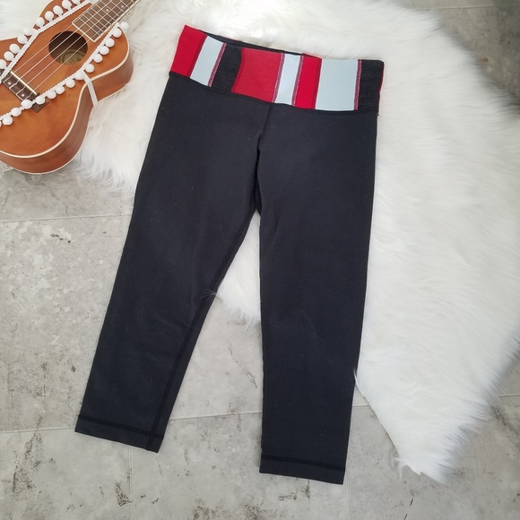 lululemon athletica Pants - Lululemon Dark Gray Cropped Legging 6